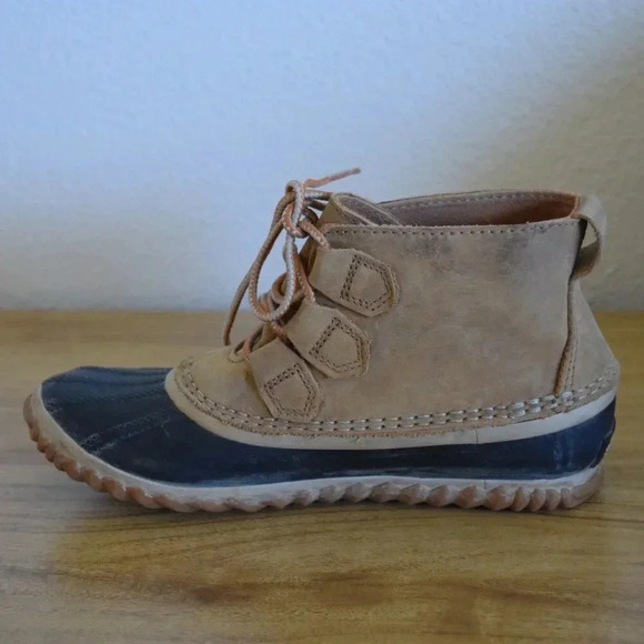 SOREL Tan & Black Waterproof Womens Lace up Duck Boot Size 5.5 - Picture 10 of 11